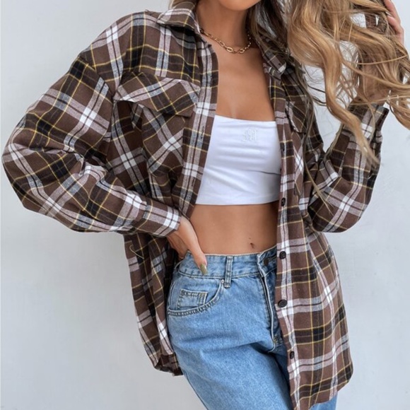 Cozy Black Oversized Plaid Button up Shacket Jacket - Picture 2 of 10